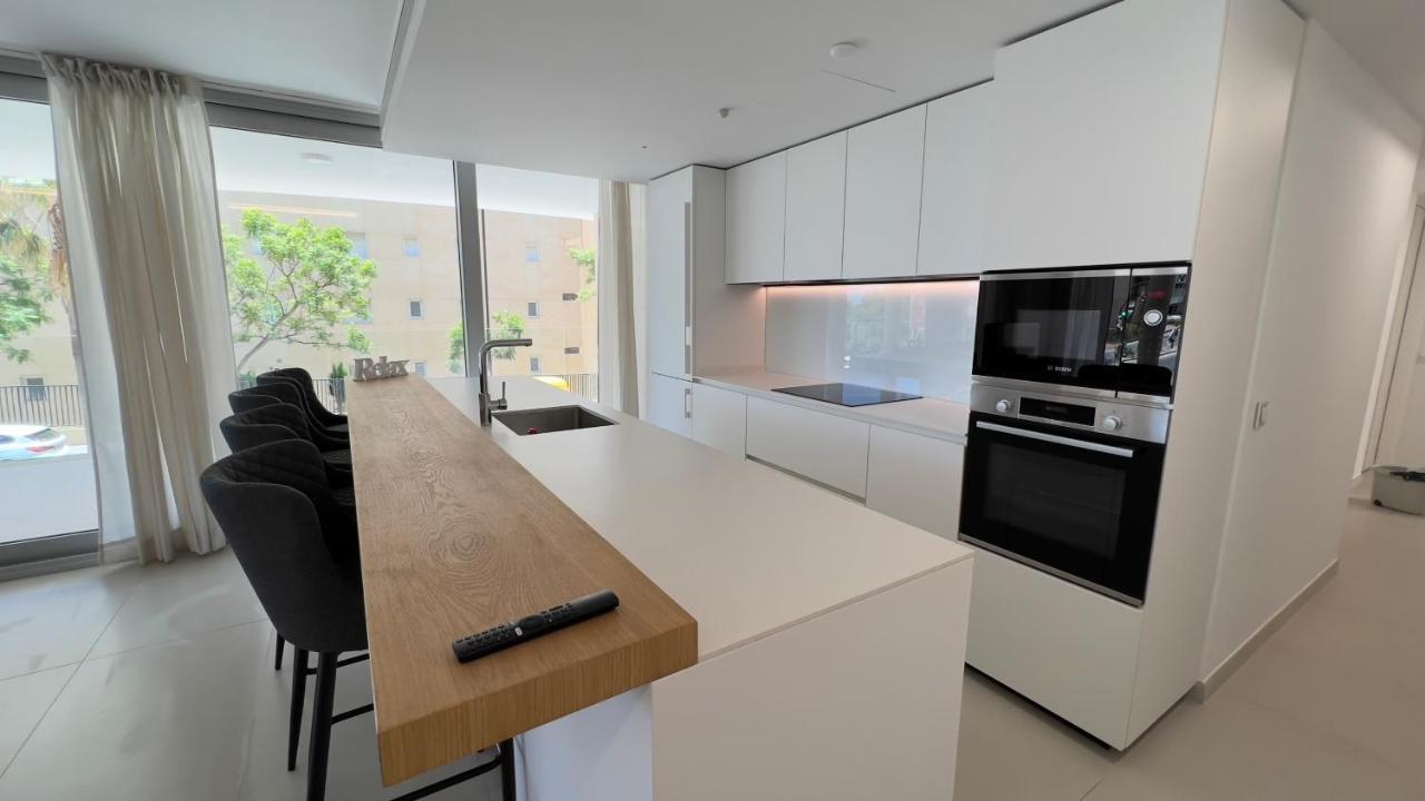 2Bedroom Beach Front Unit Wave Collection Fuengirola Bagian luar foto