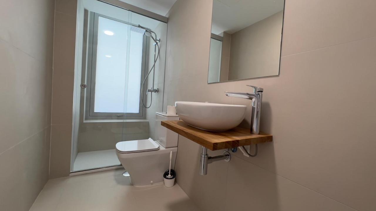 2Bedroom Beach Front Unit Wave Collection Fuengirola Bagian luar foto