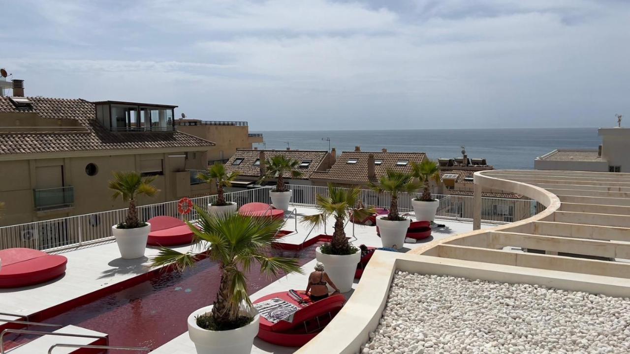 2Bedroom Beach Front Unit Wave Collection Fuengirola Bagian luar foto
